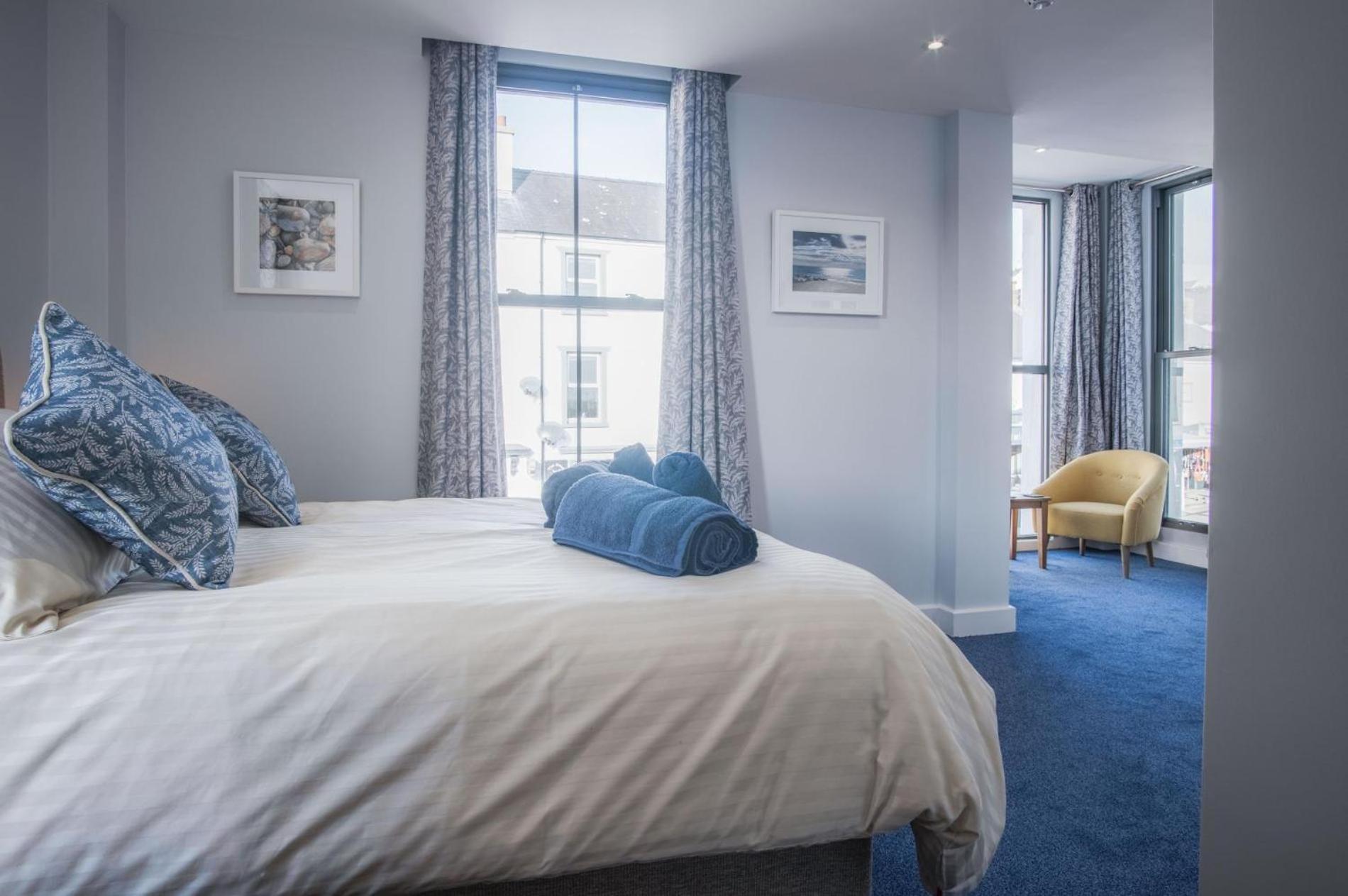 Ocean Cabins No 3 At The Square - Saundersfoot Pokoj fotografie