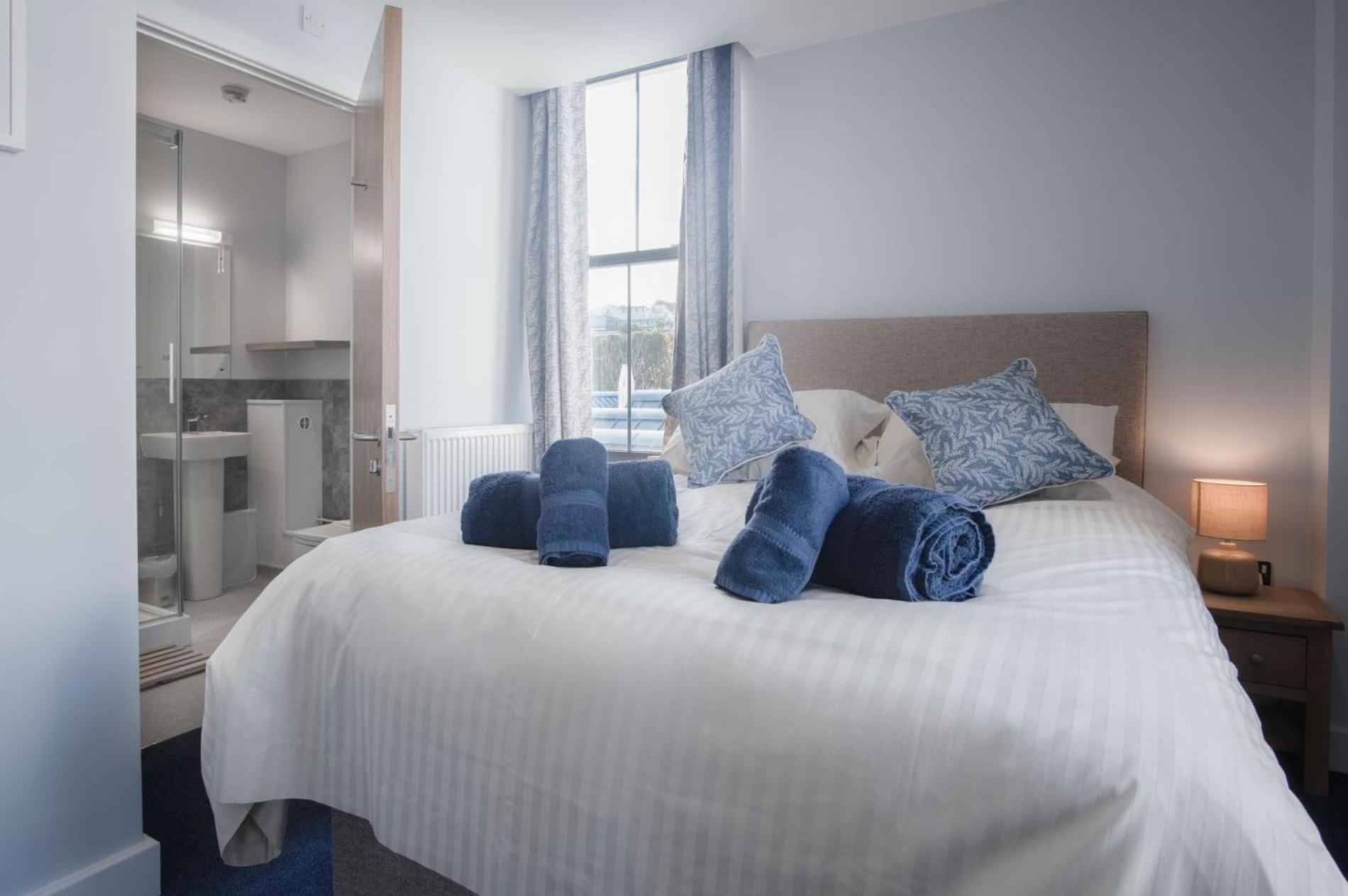 Ocean Cabins No 3 At The Square - Saundersfoot Pokoj fotografie