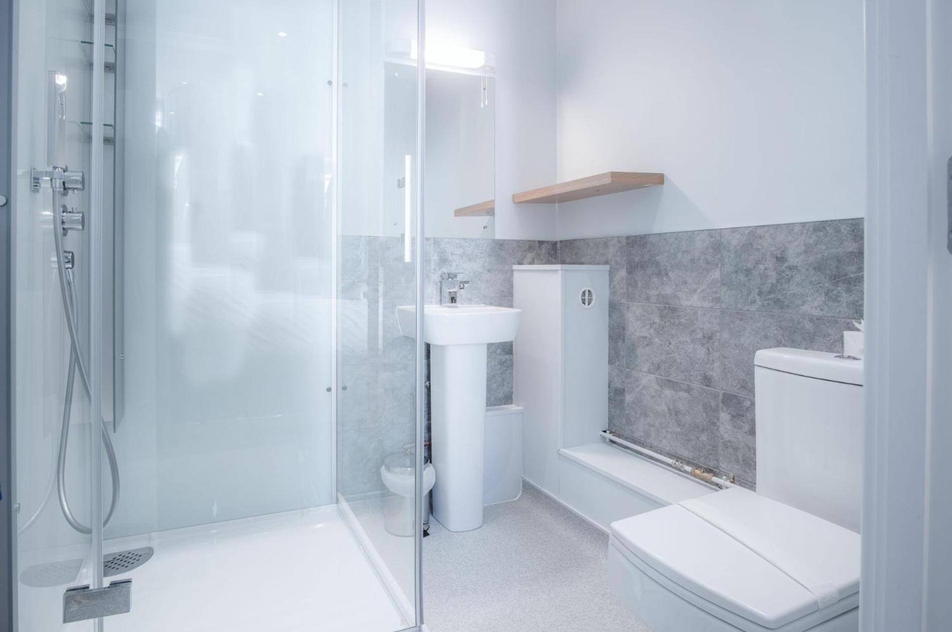 Ocean Cabins No 3 At The Square - Saundersfoot Pokoj fotografie