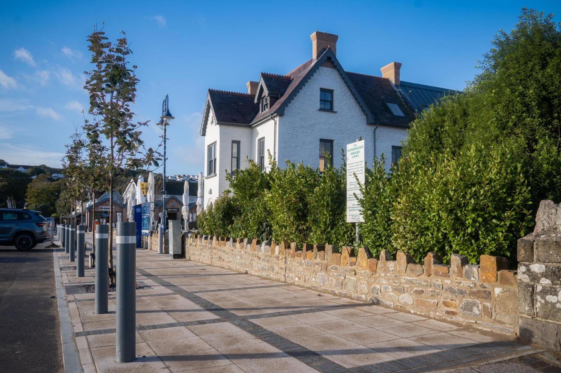 Ocean Cabins No 3 At The Square - Saundersfoot Pokoj fotografie